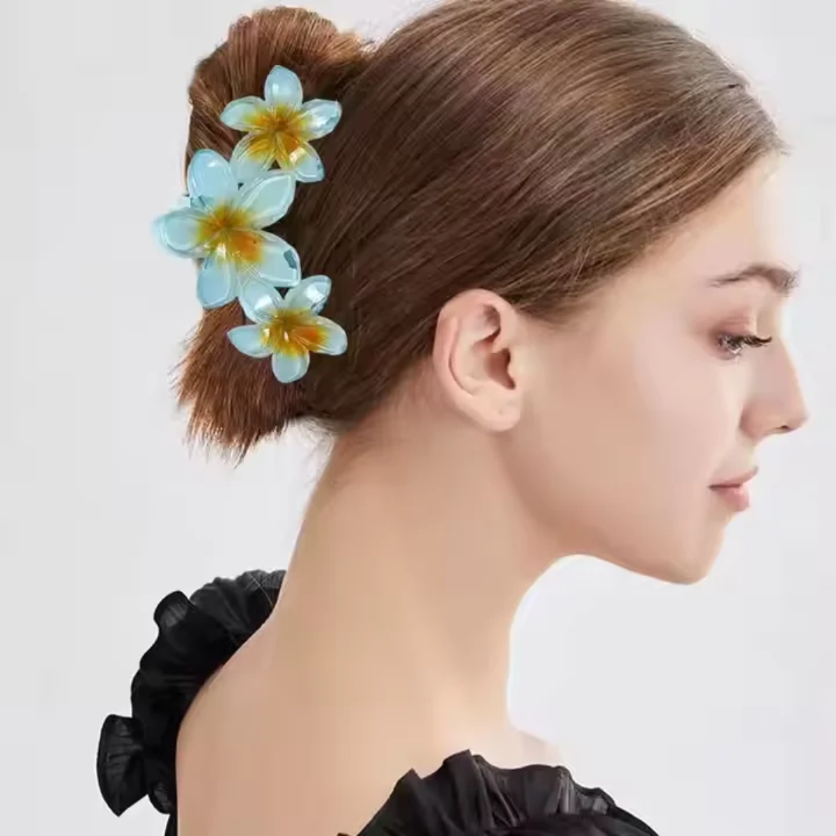 Flower Hair Claw clips. "Blue"